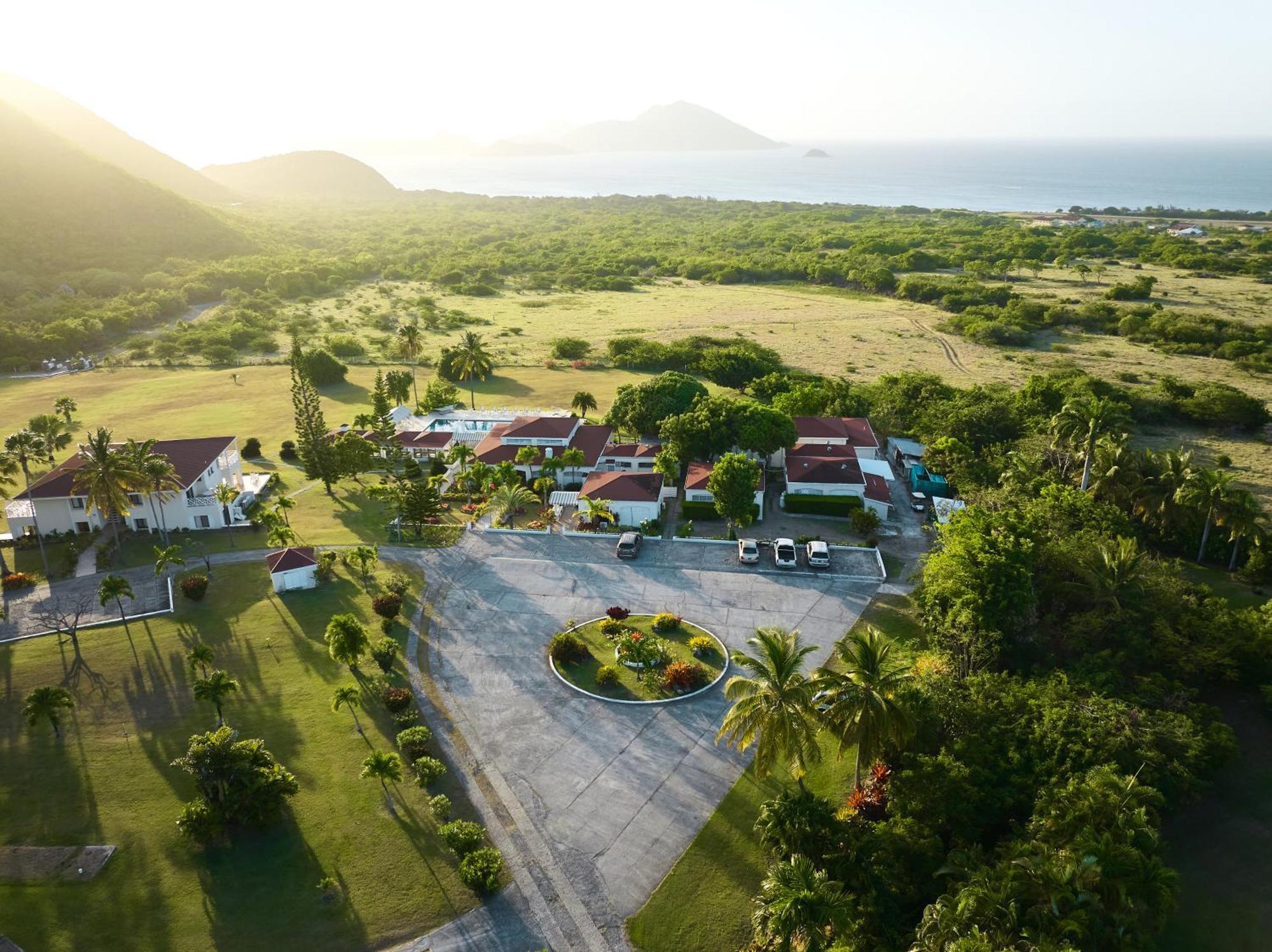 Mount Nevis Hotel Exterior photo